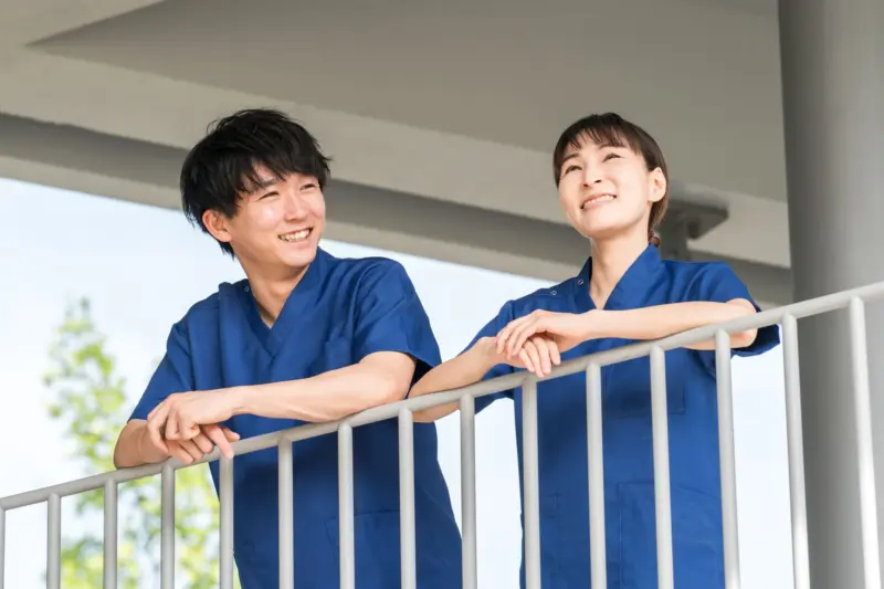 専門学生の男女
