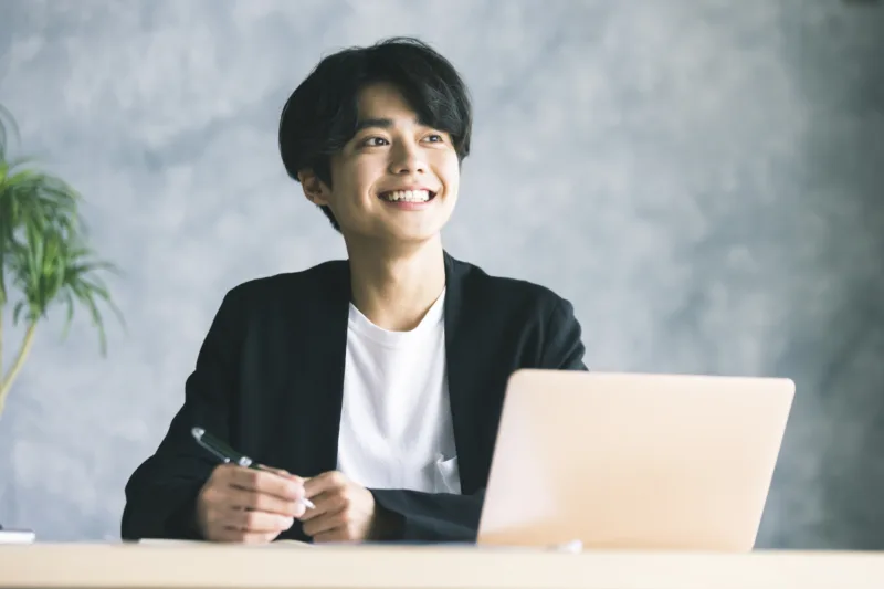 若い男性