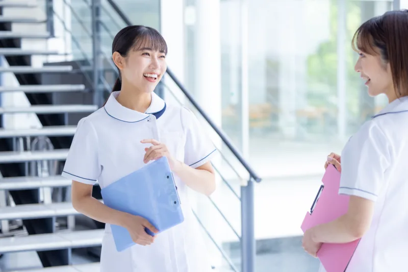 笑顔の看護師